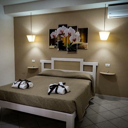 Villa Saturno โตรเปอา ภายนอก รูปภาพ
