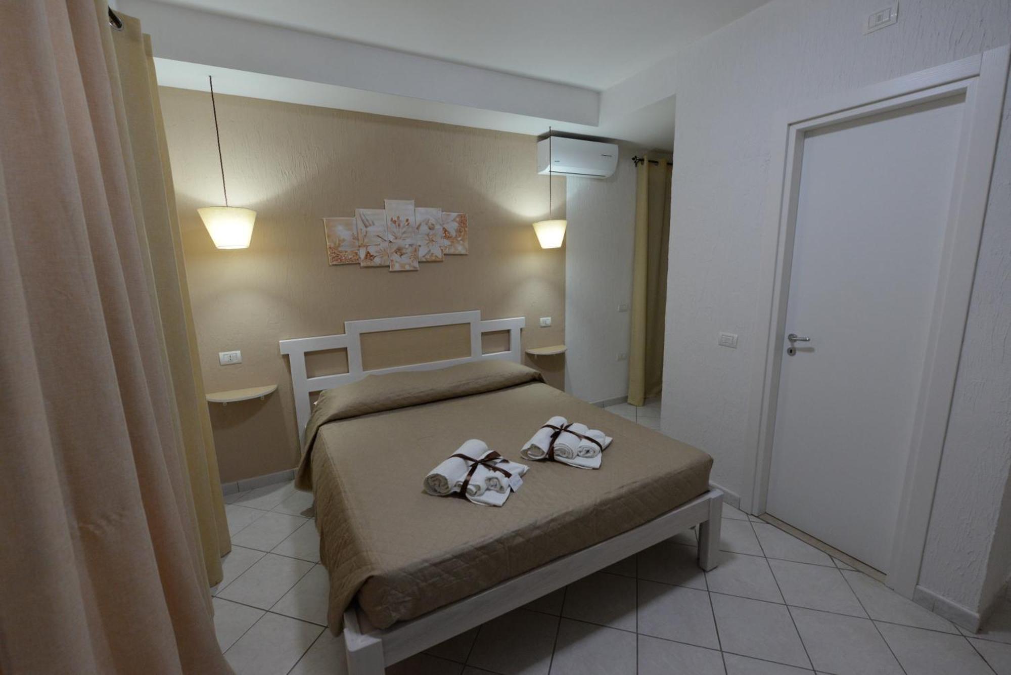 Villa Saturno โตรเปอา ภายนอก รูปภาพ