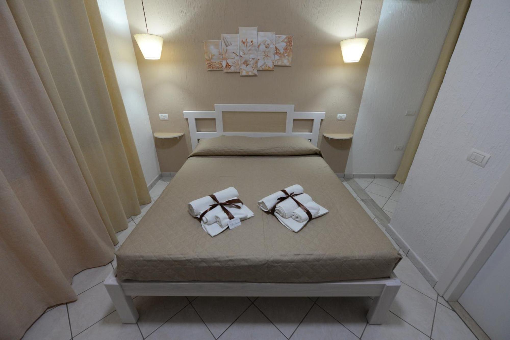 Villa Saturno โตรเปอา ภายนอก รูปภาพ