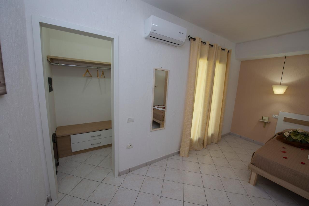 Villa Saturno โตรเปอา ภายนอก รูปภาพ