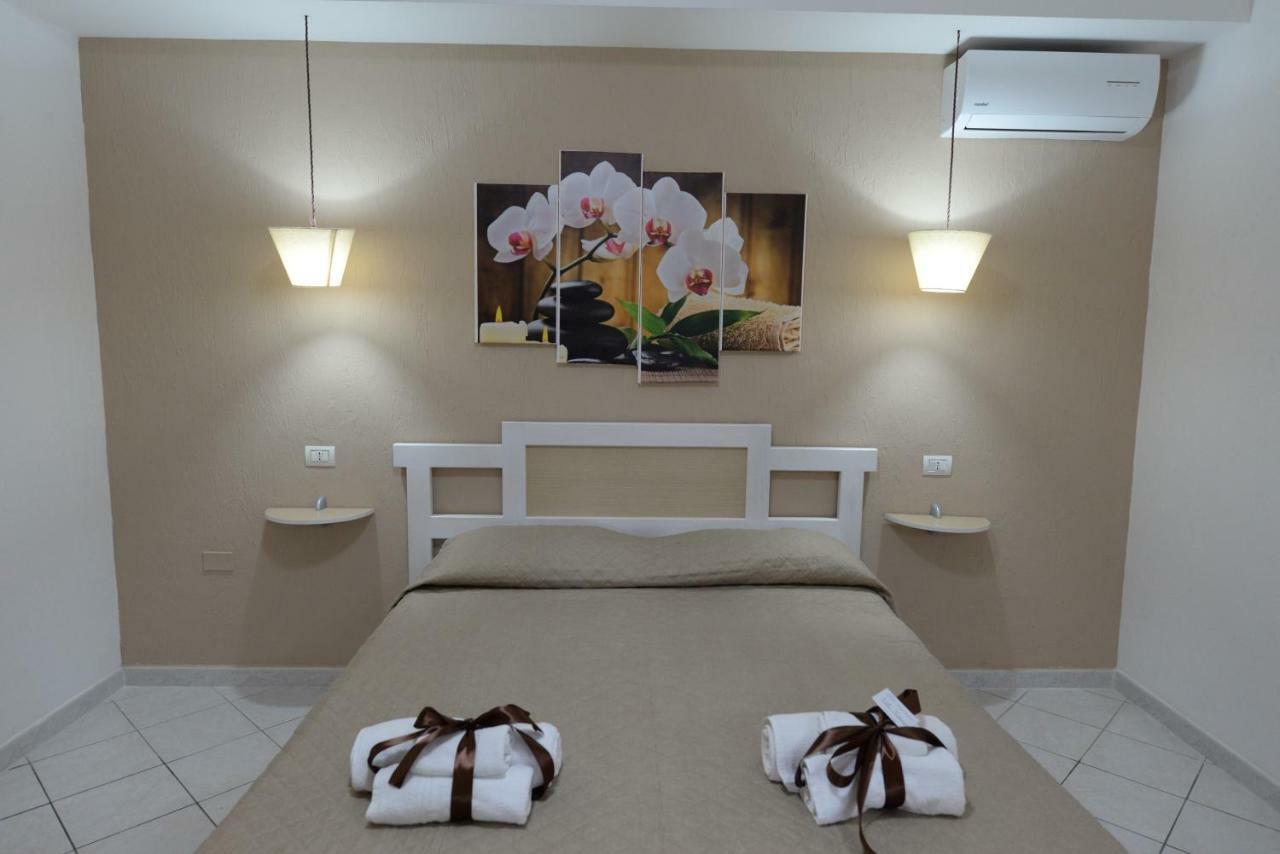 Villa Saturno โตรเปอา ภายนอก รูปภาพ