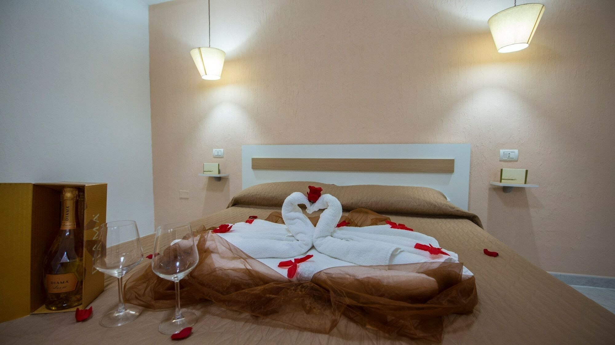 Villa Saturno โตรเปอา ภายนอก รูปภาพ